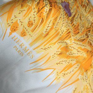 HERMES CARRE 90 LAPINS DANS UN CHAMP DE SCARF